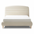 Cama de casal estofada em tecido bege com medidas de 200 x 160 x 100cm